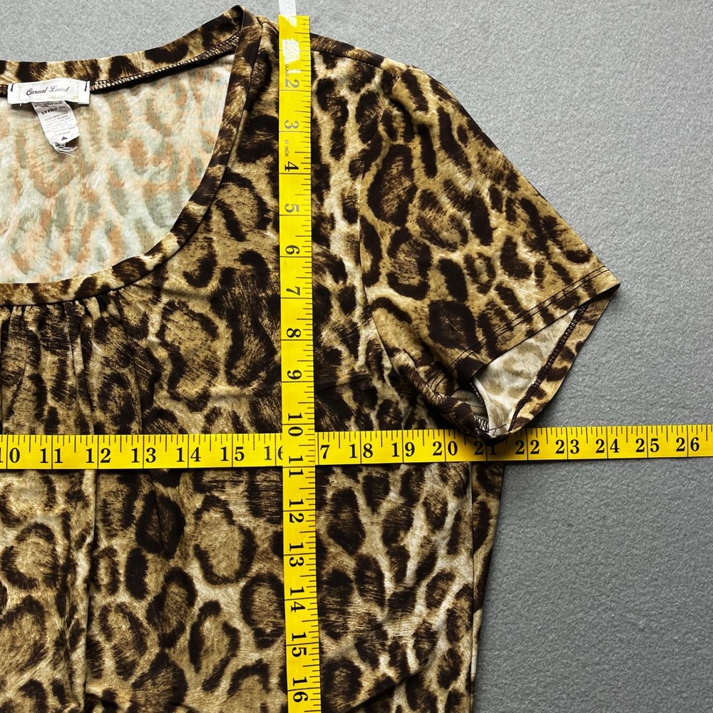 Casual Land Women Leopard Print Stretch Top S Animal Pattern Ruched Scoop Neck - Picture 6 of 7